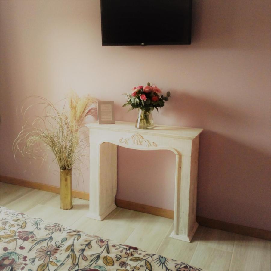 L'Anagramme, Chambres, Table D'Hotes Et Gite Pour Adultes, Naturistes Ou Non ! Cindre Экстерьер фото